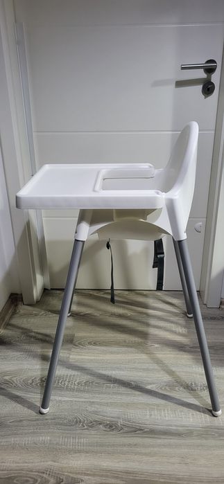 Vand scaun de masa inalt Ikea pentru bebelusi cu tava
