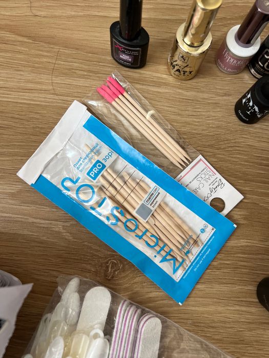 33броя. лакове nailover +форми пили и мостри подарък