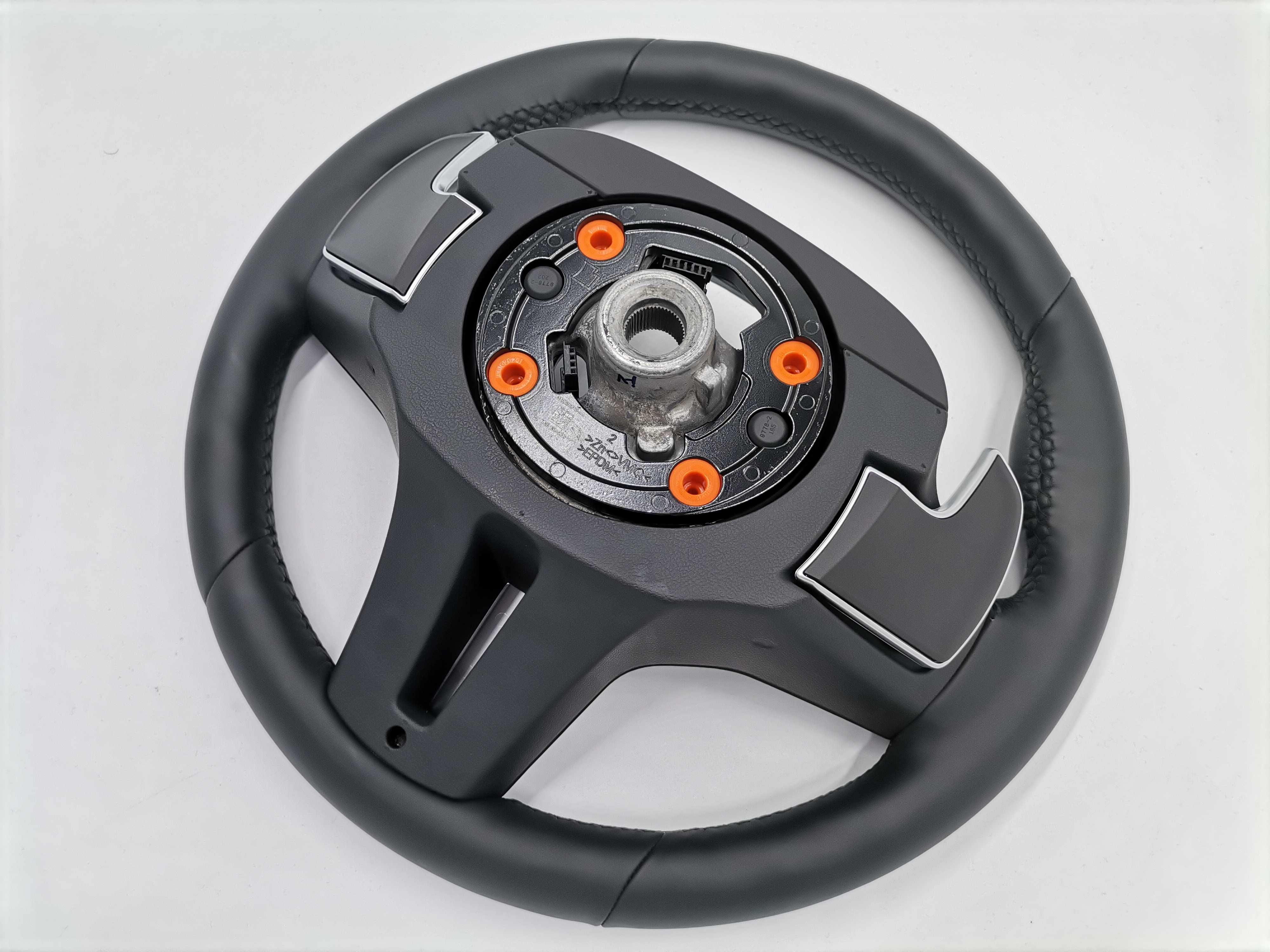 M Sport Черен Спортен Волан BMW 5 G30 G31 G38 6 G32 X3 G01 X4 G02