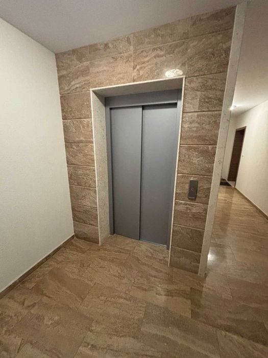 Дава под наем 2 - стаен, Център, 62 кв.м.