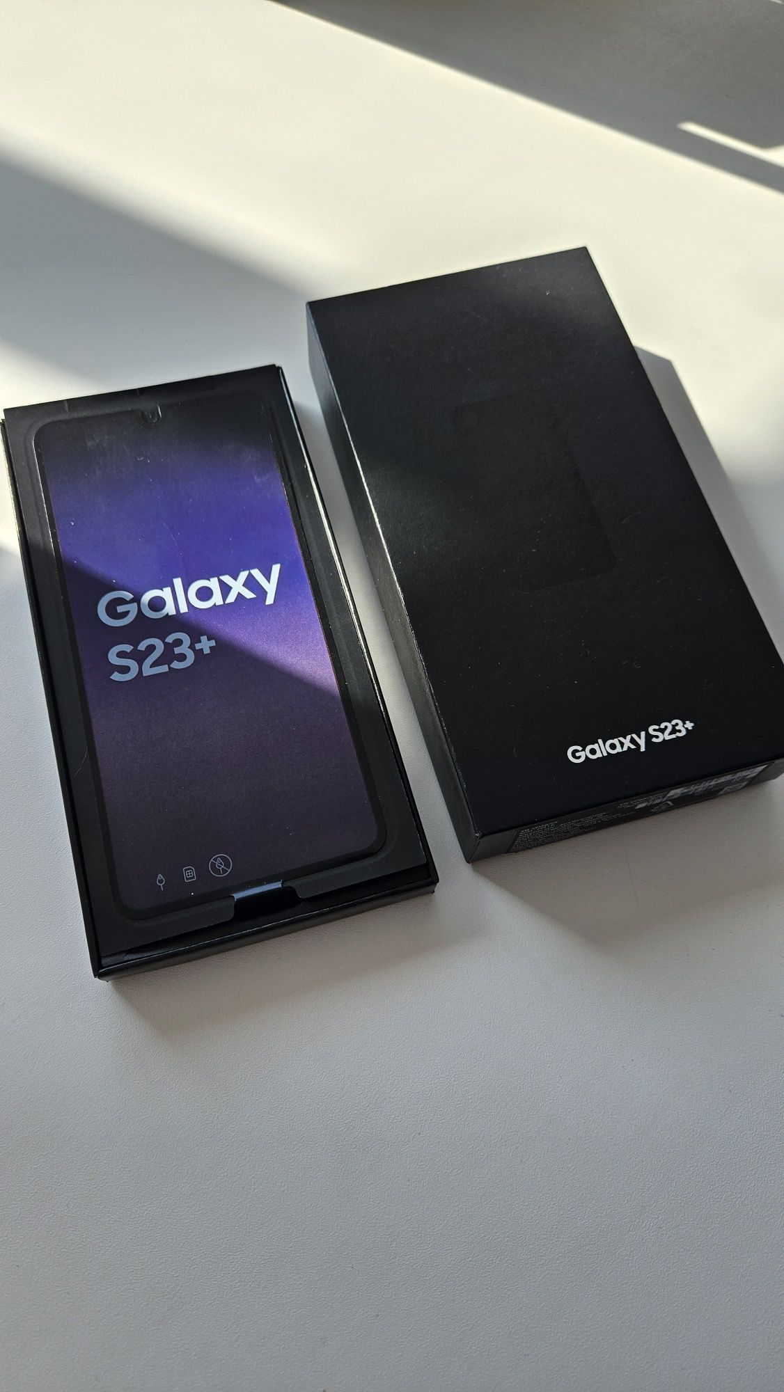 Samsung S23+ Plus 5G 8/256GB 2Sim Гарантия Чехол телефон смартфон плюс
