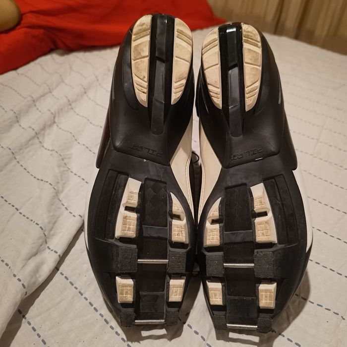 Clăpari ski Salomon r5 carbon 42