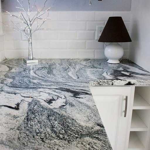 Blaturi,trepte,glafuri din granit Viscont White pe stoc in lastre