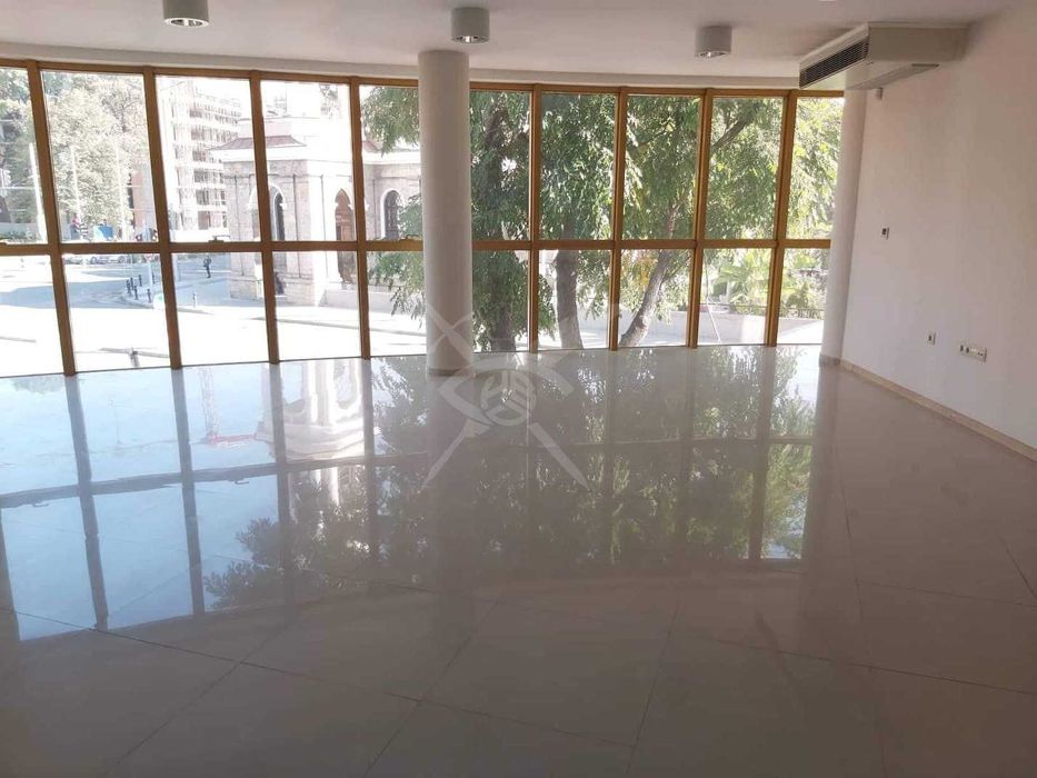 Заведение под наем в Центъра 1868741