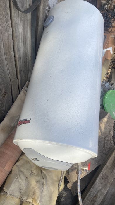 Титан бойлер 50л в хорошем состоянии