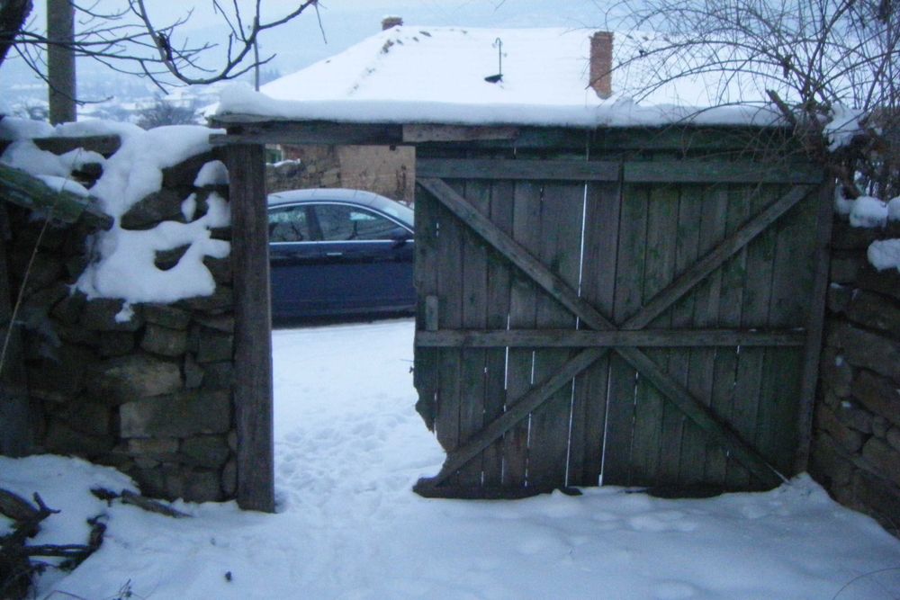 къща с . джулюница обл.велико търново