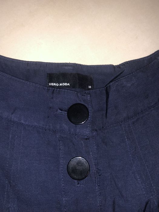 Fusta Veromoda, mar. 38, noua fara eticheta