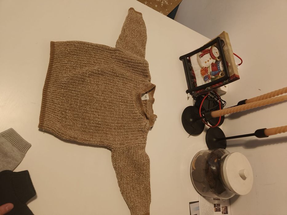 Pulovere H&M marimea 80