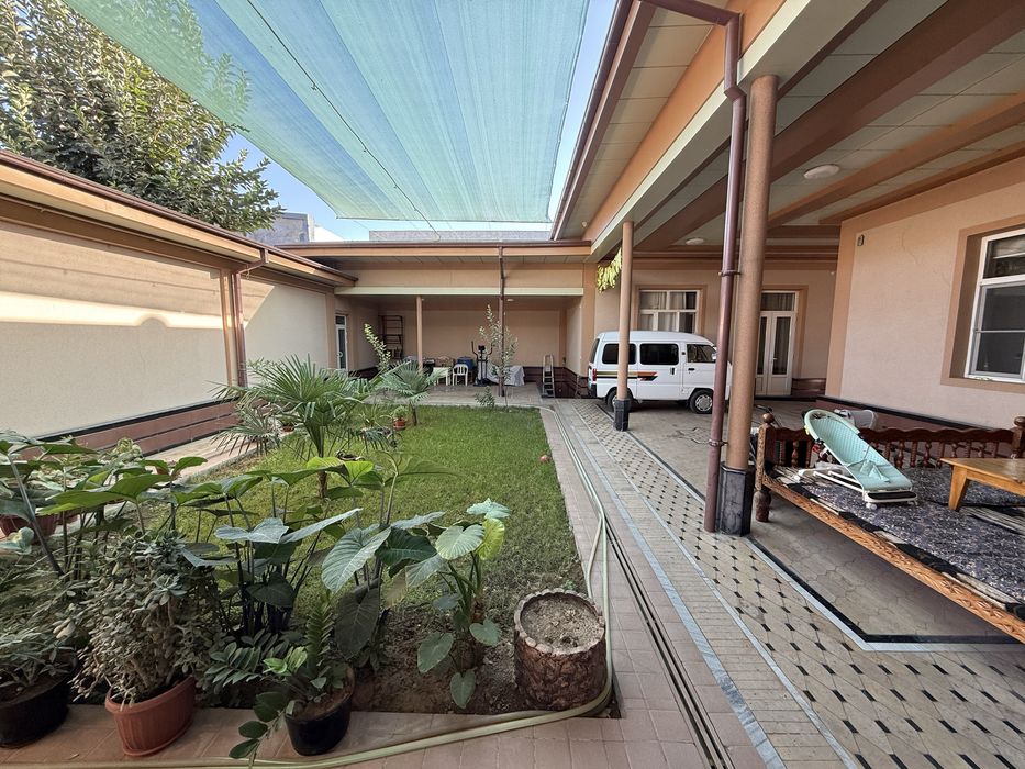 Yangihayot Ozar mahalla. Tayyor yashashli zamonaviy hovli