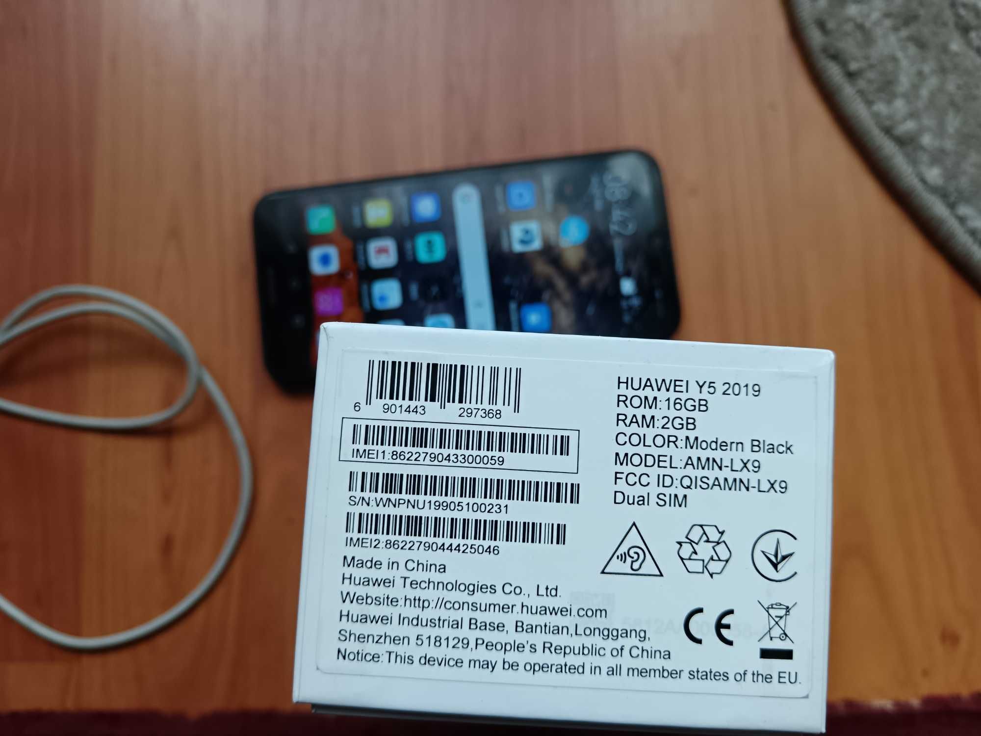 Vand Smartphone Huawei Y5 2019