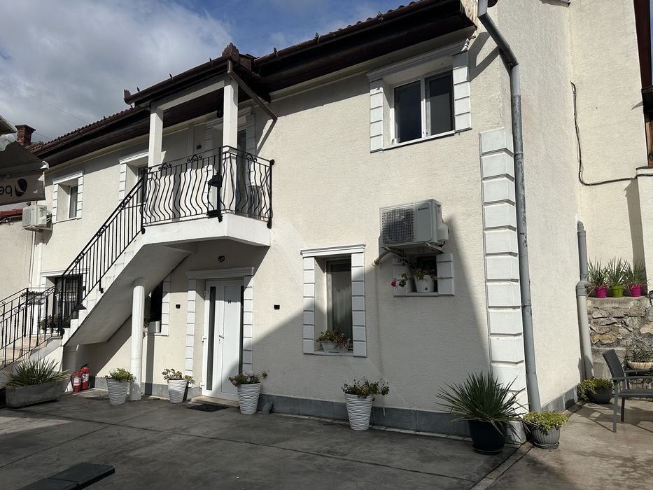 Vand casa centrul vechi