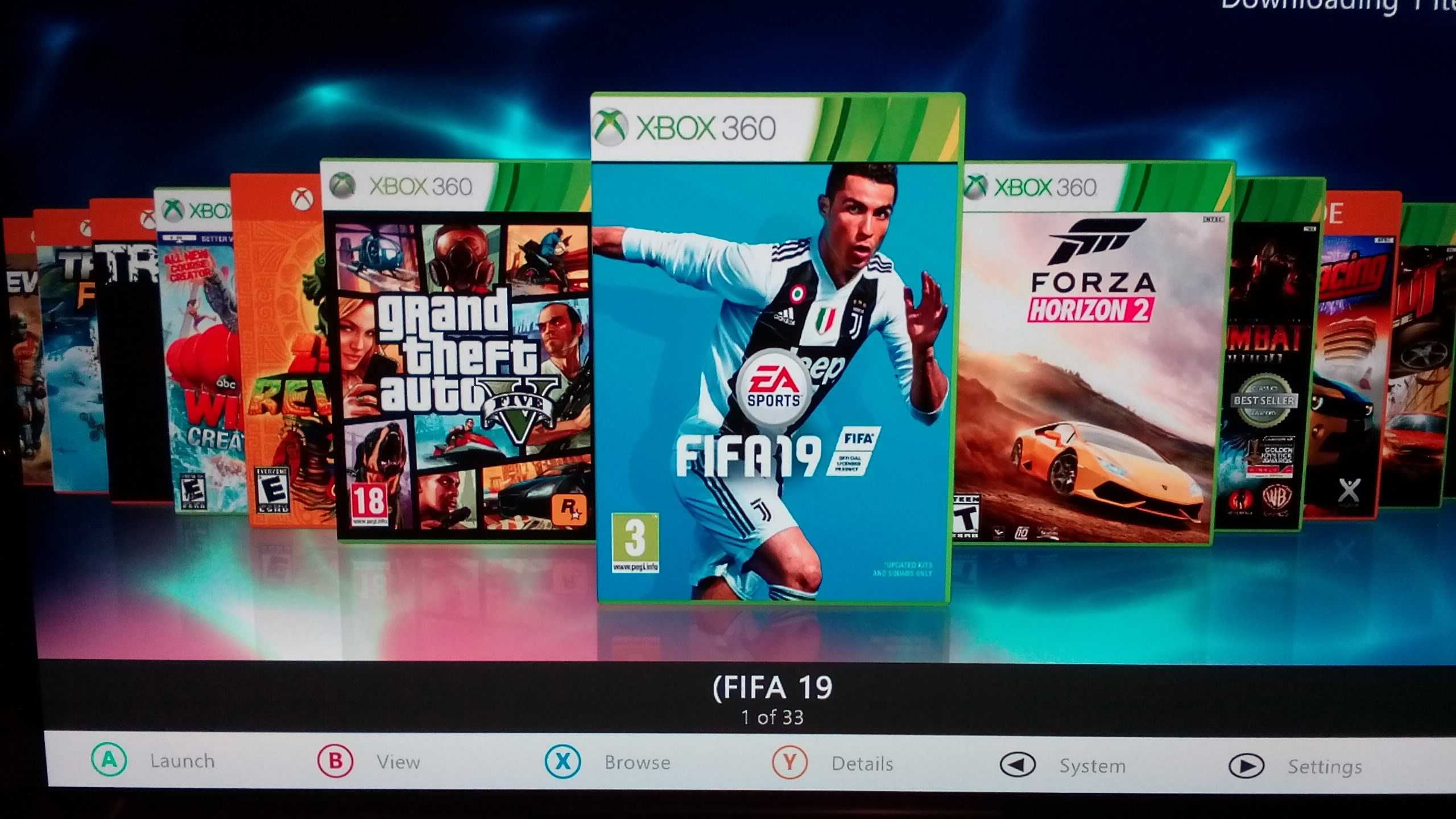 Конзола Xbox 360 в перфектно състояние. 120 GB хард диск с игри