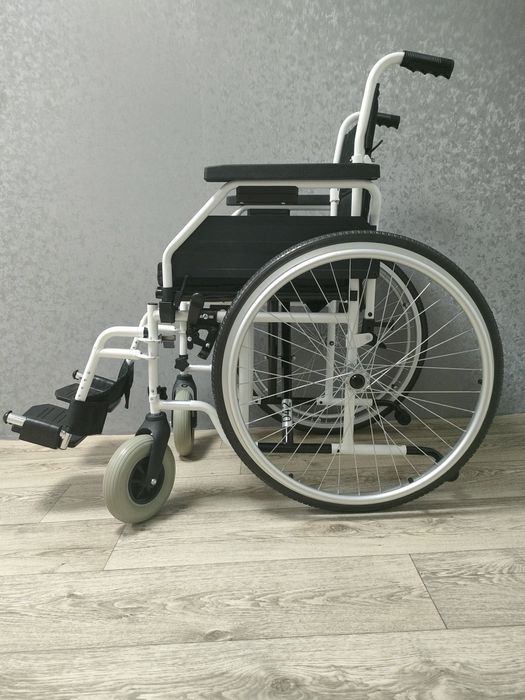 Инвалидная коляска 042 DOS ORTOPEDIA