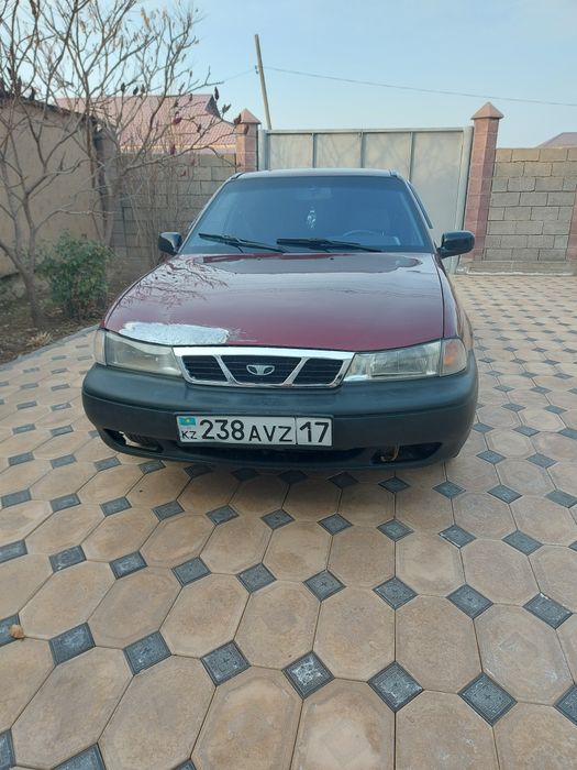 Машина нексия 1 продам год 2005