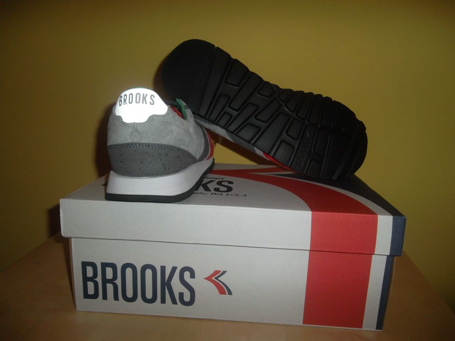 Adidasi Brooks Chariot x Hanon Scotch Bonnet marimea 43