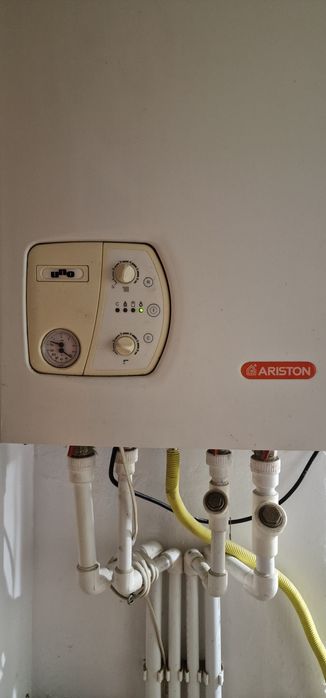 Centrala termica Ariston Uno