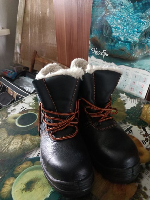 Ботинки рабочие.Новые.