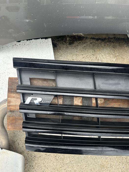 Vw Tiguan mk2 R-line Предна решетка (маска) ОЕМ