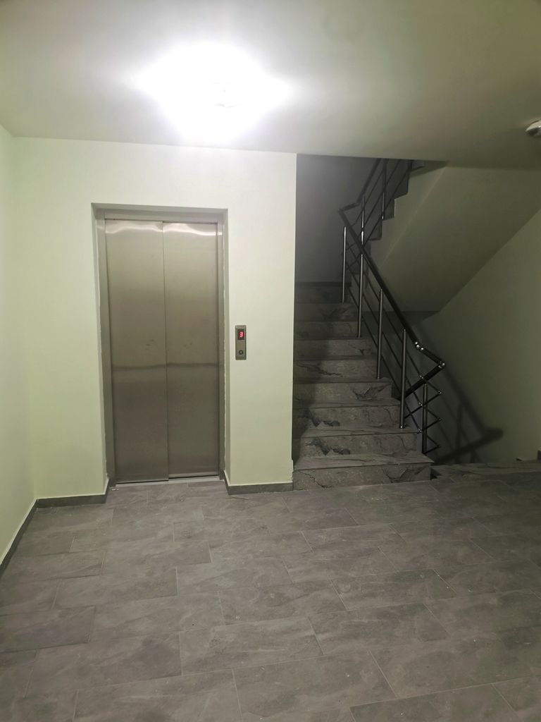 Продава се Тристаен апартамент в Стара Загора, Била - 93 кв.м за 893 €/кв.м - Снимка #7