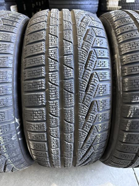 245/35/20 PIRELLI 4бр