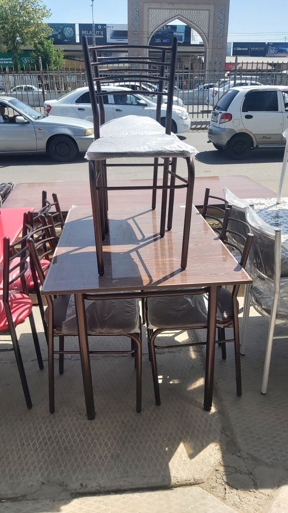 Комплект стол стулья из металла