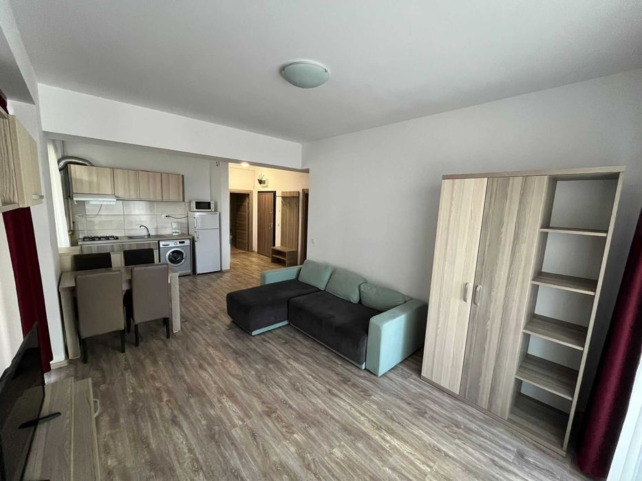 Inchiriez apartament Summerland - 3 camere Mamaia