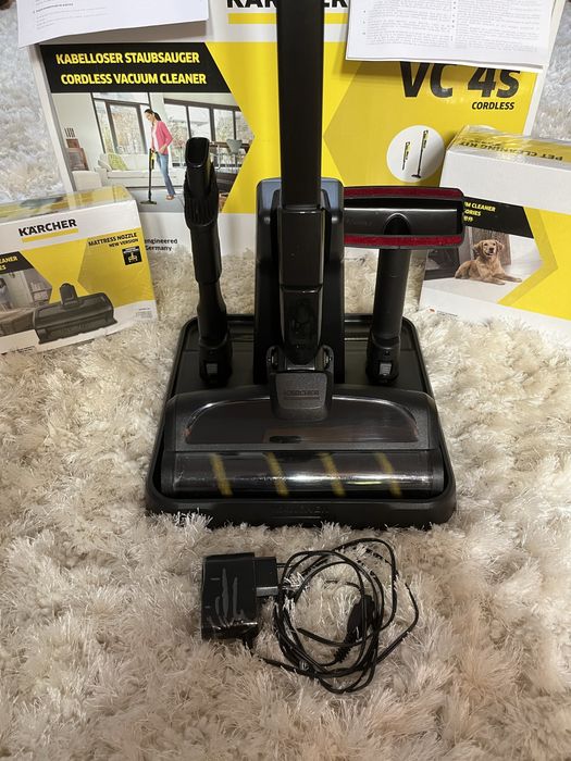 Aspirator Karcher VC 4s Cordless (nou/factura/garantie) +accesorii