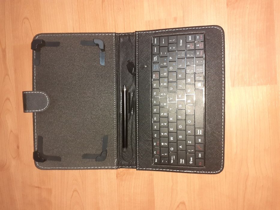 Husa cu tastatura tableta 7"-8"