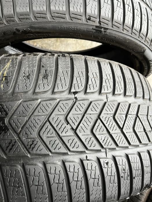 275/35/21  pirelii 2022