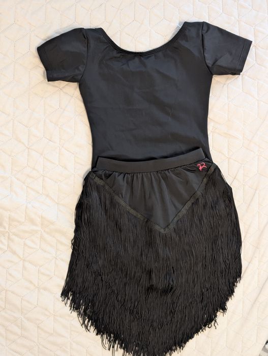 Трико и пола за спортни танци