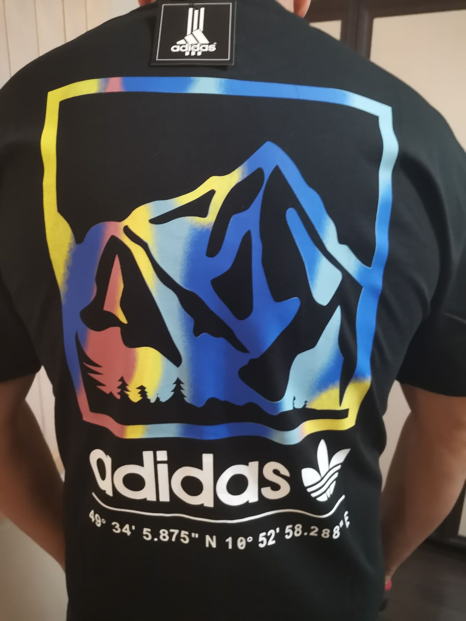 Adidas тениска нова