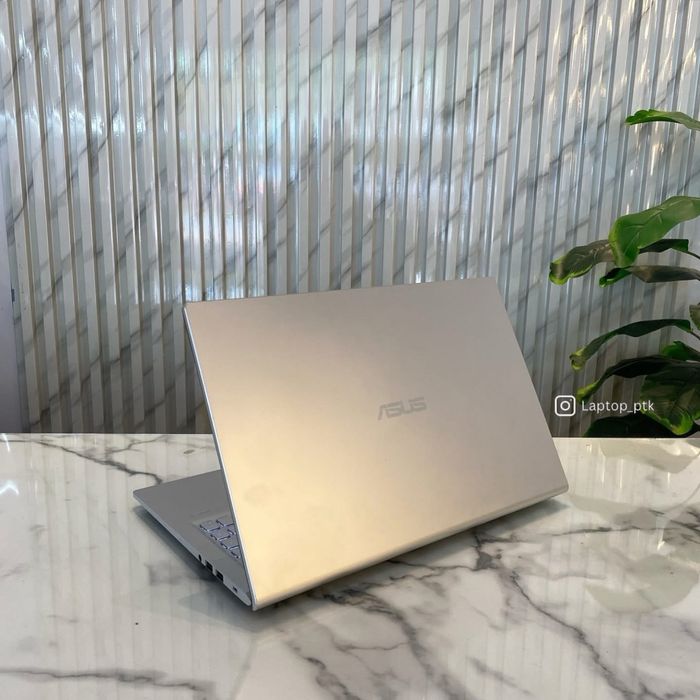 Laptop Asus X515KA Impecabil ca Nou Fullbox 512GB Ssd 8GB Ram Trimit