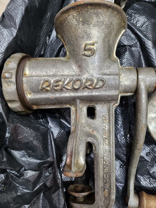 Ръчна месомелачка