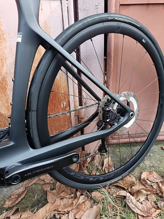 Cube Race Agree c62 Ultegra di2