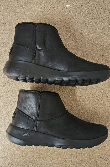 Ghete Skechers  NOI cu eticheta-On-The-Go Joy, Negru, 38