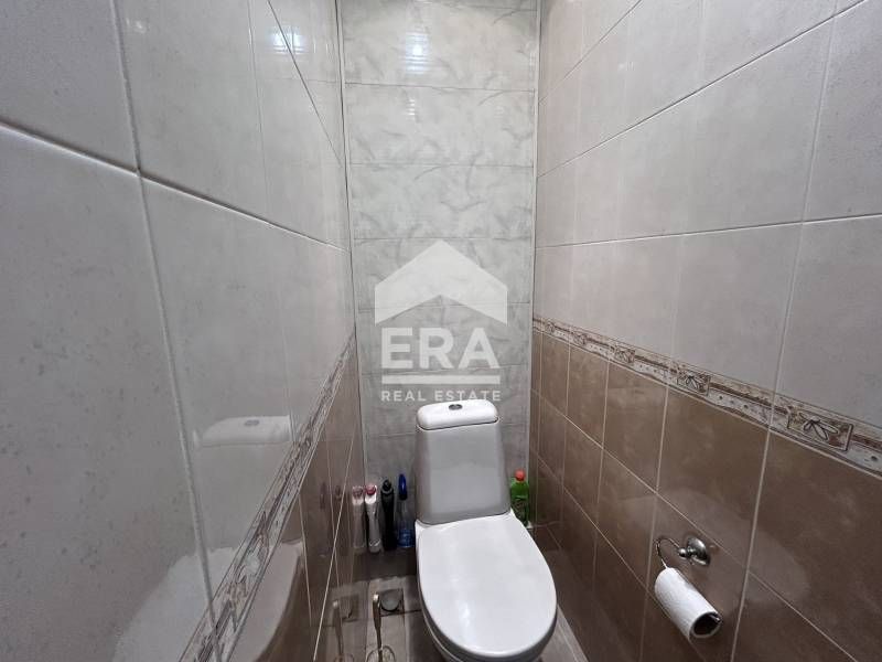 Продава се Двустаен апартамент в Варна, Левски - 60 кв.м за 2474 €/кв.м - Снимка #11