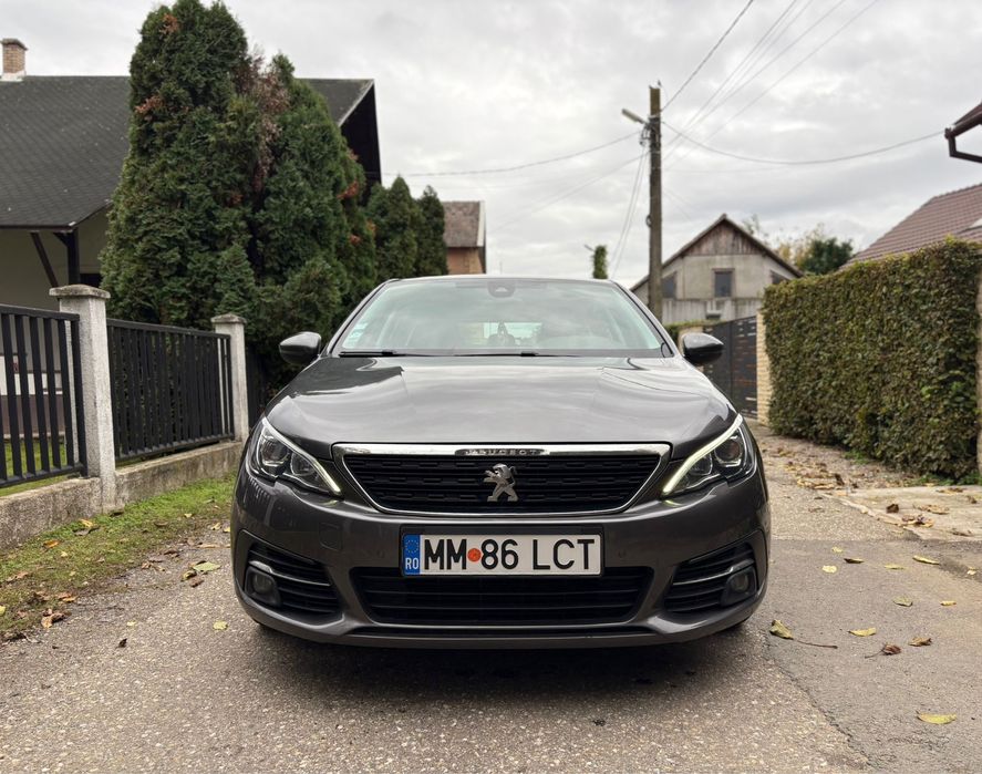 Peugeot 308 2019 luna 11