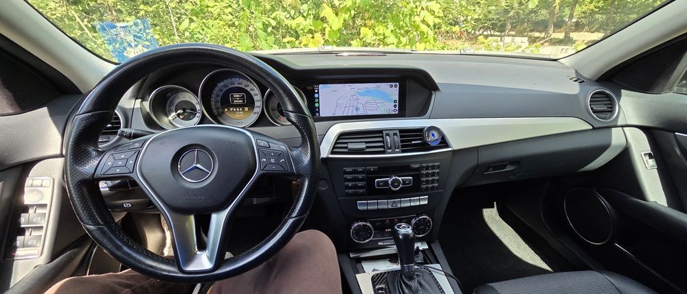 Mercedes w204  2011