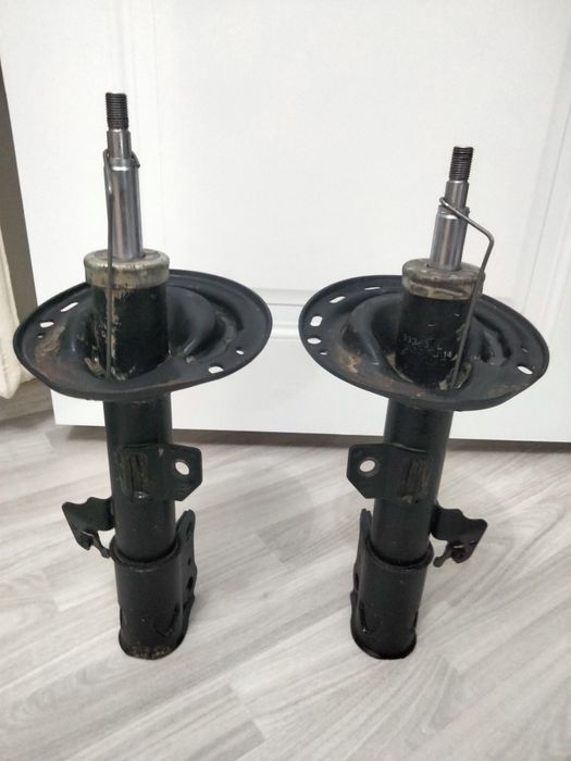 Амортизатор камри 35