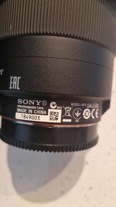 Фотоапарат Sony A65 с допълнителен обектив и аксесоари
