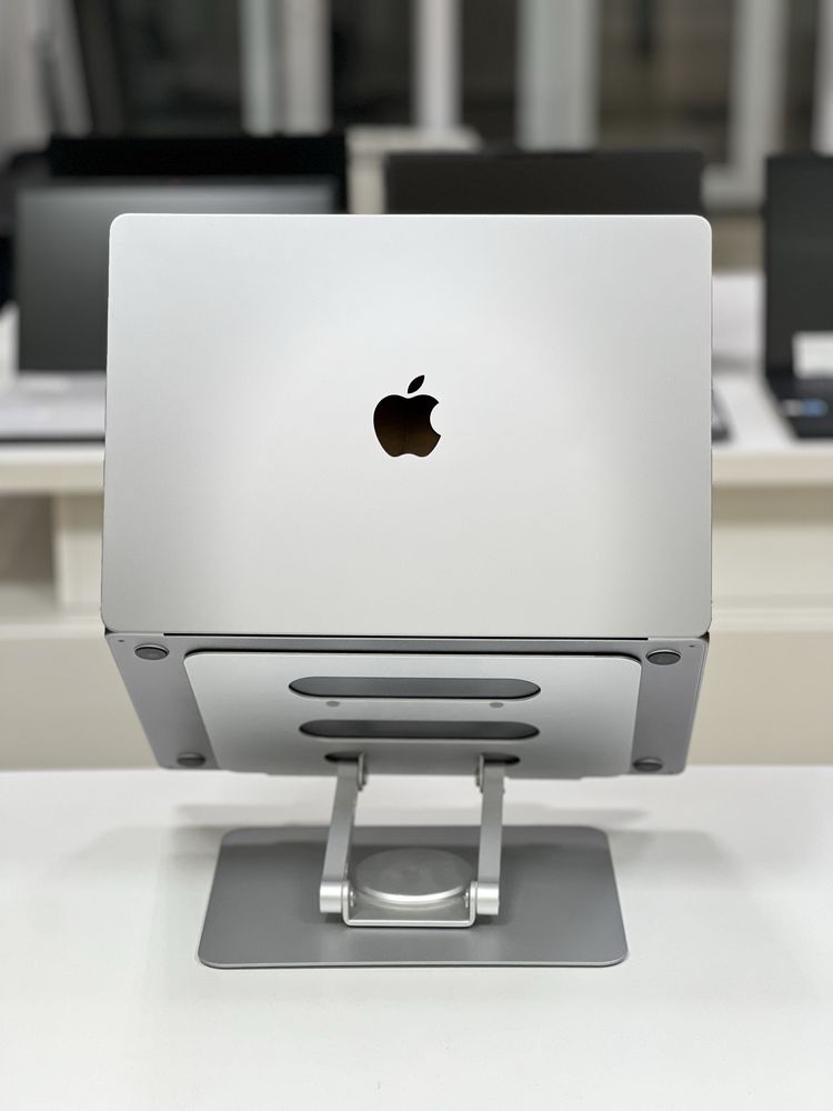 Apple MacBook air 2023 | M2 | ОЗУ 8Gb | SSD 512Gb