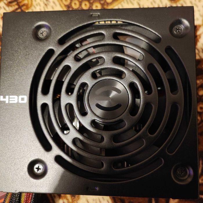 sursă pc EVGA 430 wați și mbo și procesor amd A10 7700k