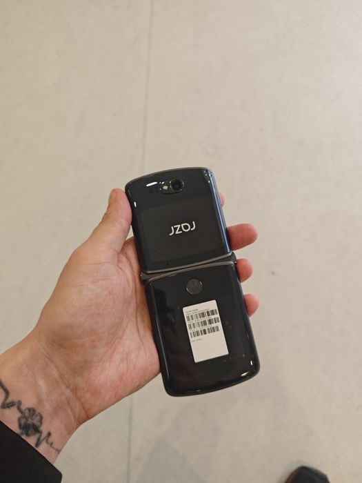 Motorola razr 5G Perfectum без коробки.