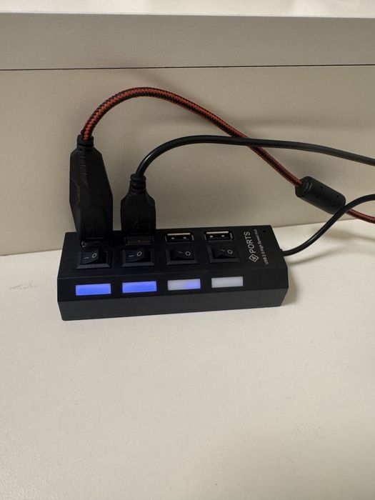 USB HUB 4 PORTS – с индивидуални бутони за включване/изключване