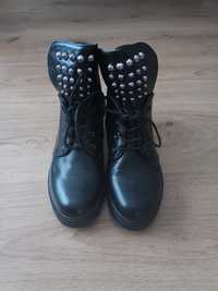 Черни дамки обувки Tendenz