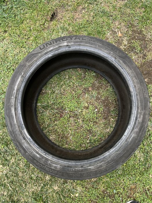 Гума Uniroyal 235/40 R18  дот 19