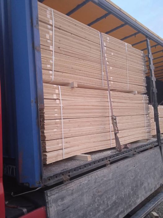 Lambriuri din lemn, dușumele, riflaje, și accesorii, stocuri permanent