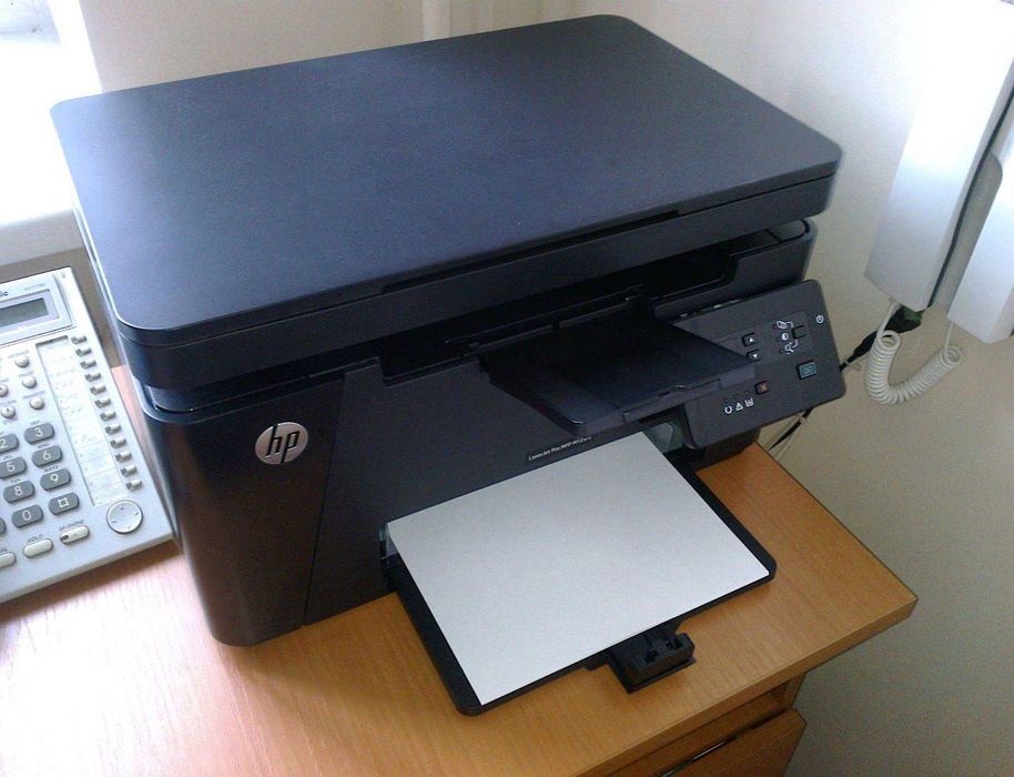 HP M125a чернобелый лазерный МФУ принтер - 283 и 737 подходит