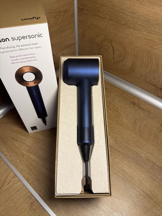 Dyson Сешоари Розов/Червен/Син