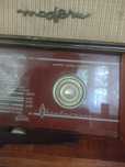 Vand damigene 50 litri și radio vintage
